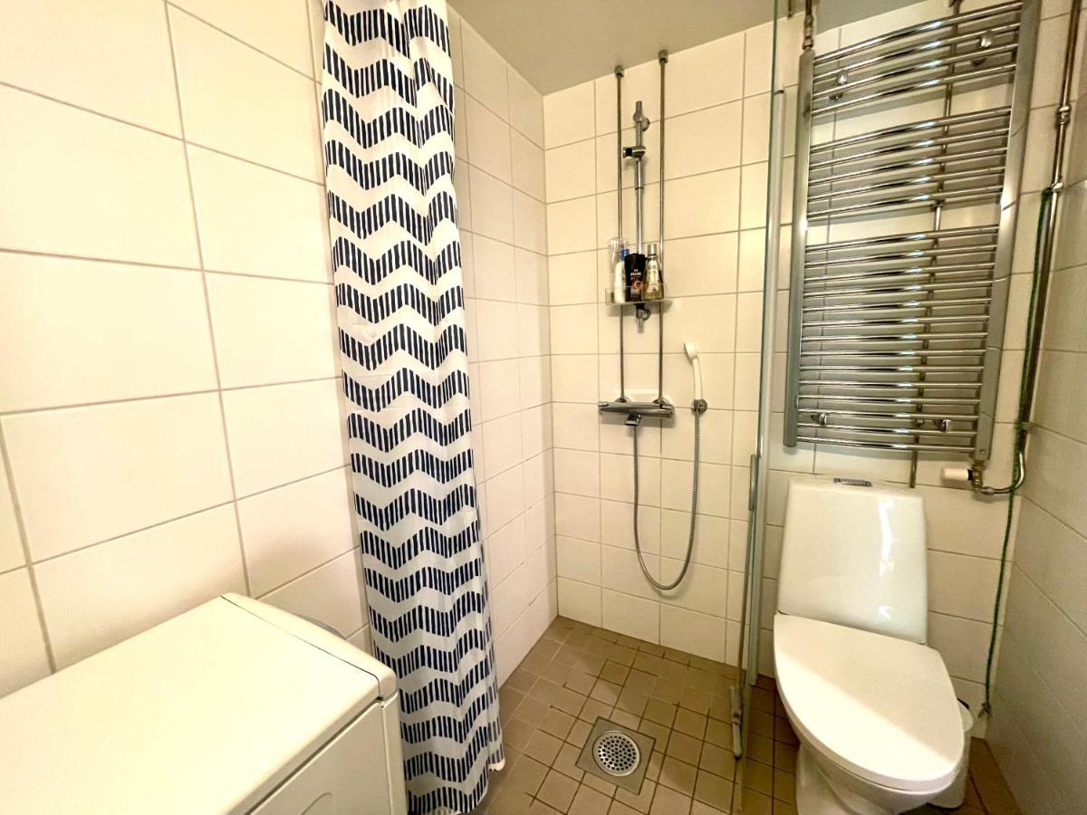 Ferienwohnung Kiva Majoitus 1-4Hloe, 500M Keskustaan, Parkkipaikka Oulu Exterior foto
